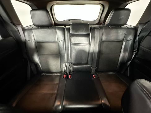 Used 2018 Jeep Grand Cherokee Altitude RWD image 13