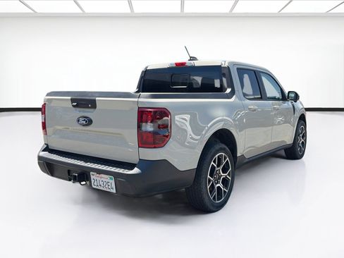 Used 2025 Ford Maverick Lariat AWD/4WD image 4