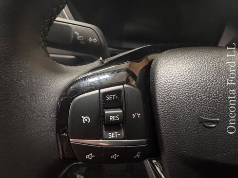 Used 2023 Ford Escape Active AWD/4WD image 12