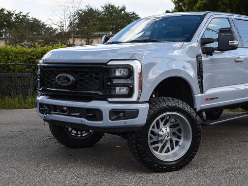 Used 2024 Ford F250 Lariat w/ Lariat Ultimate Package AWD/4WD image 2