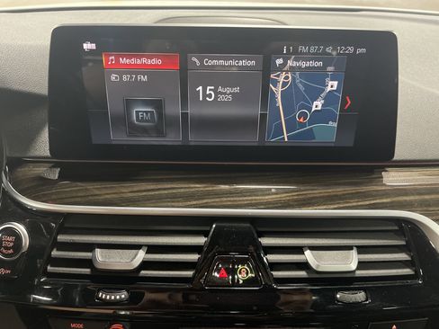 Used 2019 BMW 530i xDrive w/ Convenience Package image 22