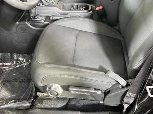 Used 2023 Jeep Wrangler Sahara w/ Safety Group image 19