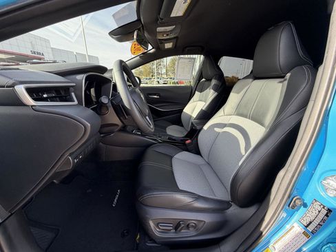 Used 2022 Toyota Corolla XSE image 17