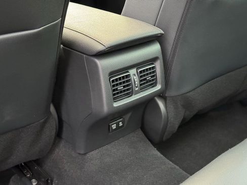 Used 2025 Toyota Camry XLE w/ Premium Plus Package image 14