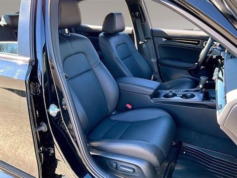 Certified 2024 Honda Civic Sport Touring image 26