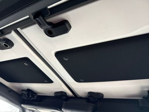 New 2025 Ford Bronco Raptor image 11