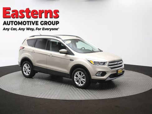Used 2018 Ford Escape SE w/ SE Sync 3 Package AWD/4WD image 48
