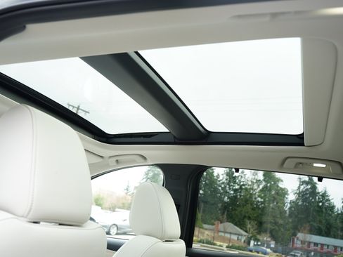 Certified 2025 MAZDA CX-90 3.3 Turbo S w/ Premium Package image 16