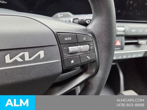 Used 2025 Kia K4 FWD image 23