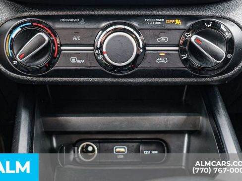 Used 2024 Kia Soul LX w/ Option Group 015 image 41