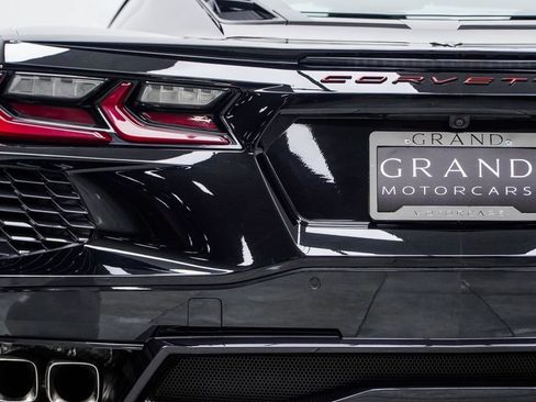 Used 2022 Chevrolet Corvette Stingray Coupe w/ 1LT RWD image 19