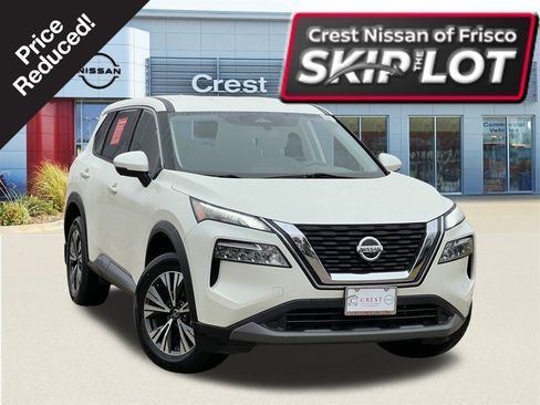 Certified 2021 Nissan Rogue SV image 1