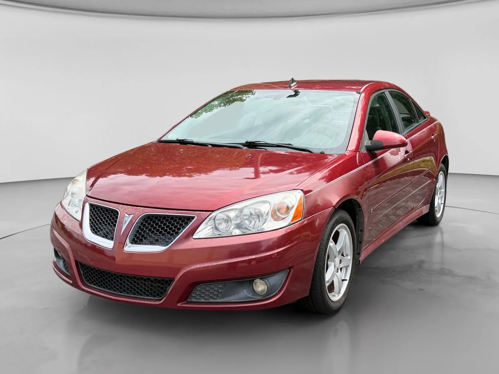 Used 2009 Pontiac G6 Sedan w/ Sport Package 2 FWD image 1