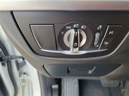 Used 2022 BMW X3 xDrive30i w/ Premium Package 2 image 21