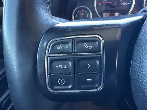 Used 2017 Jeep Wrangler Unlimited Rubicon image 26