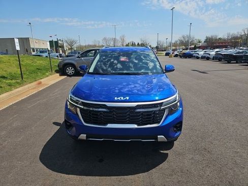 New 2026 Kia Seltos S AWD/4WD image 2