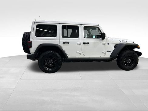 Used 2024 Jeep Wrangler Unlimited image 10