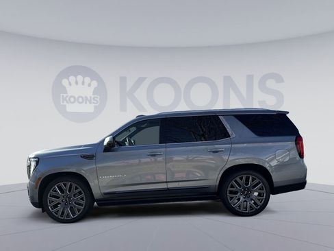 Used 2025 GMC Yukon Denali Ultimate image 2