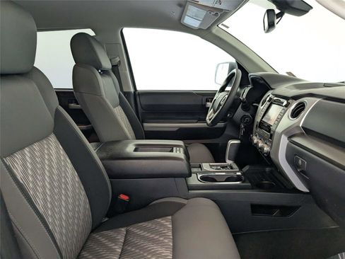 Used 2019 Toyota Tundra SR5 w/ SR5 Upgrade Package image 23