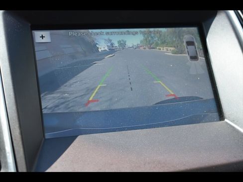 Used 2016 Ford Edge Titanium image 11