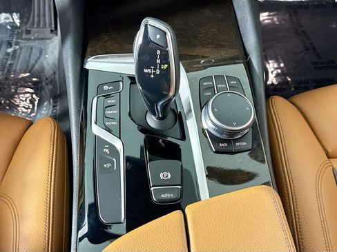 Used 2018 BMW 540i RWD image 19