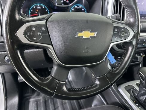 Used 2022 Chevrolet Colorado LT w/ Fleet Safety Package RWD image 11