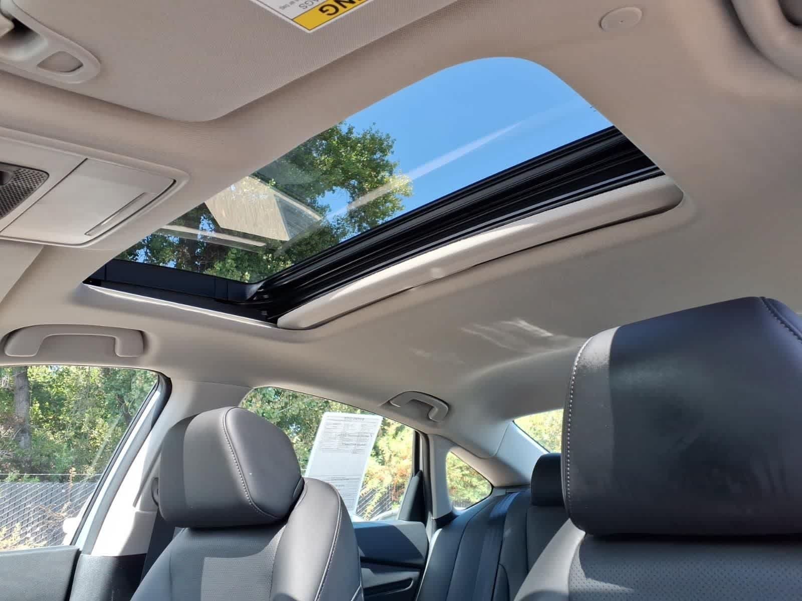 Used 2023 Honda Accord Touring image 15