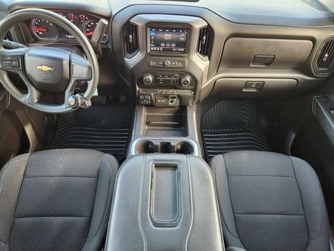 Used 2022 Chevrolet Silverado 2500 Custom w/ Custom Value Package image 25