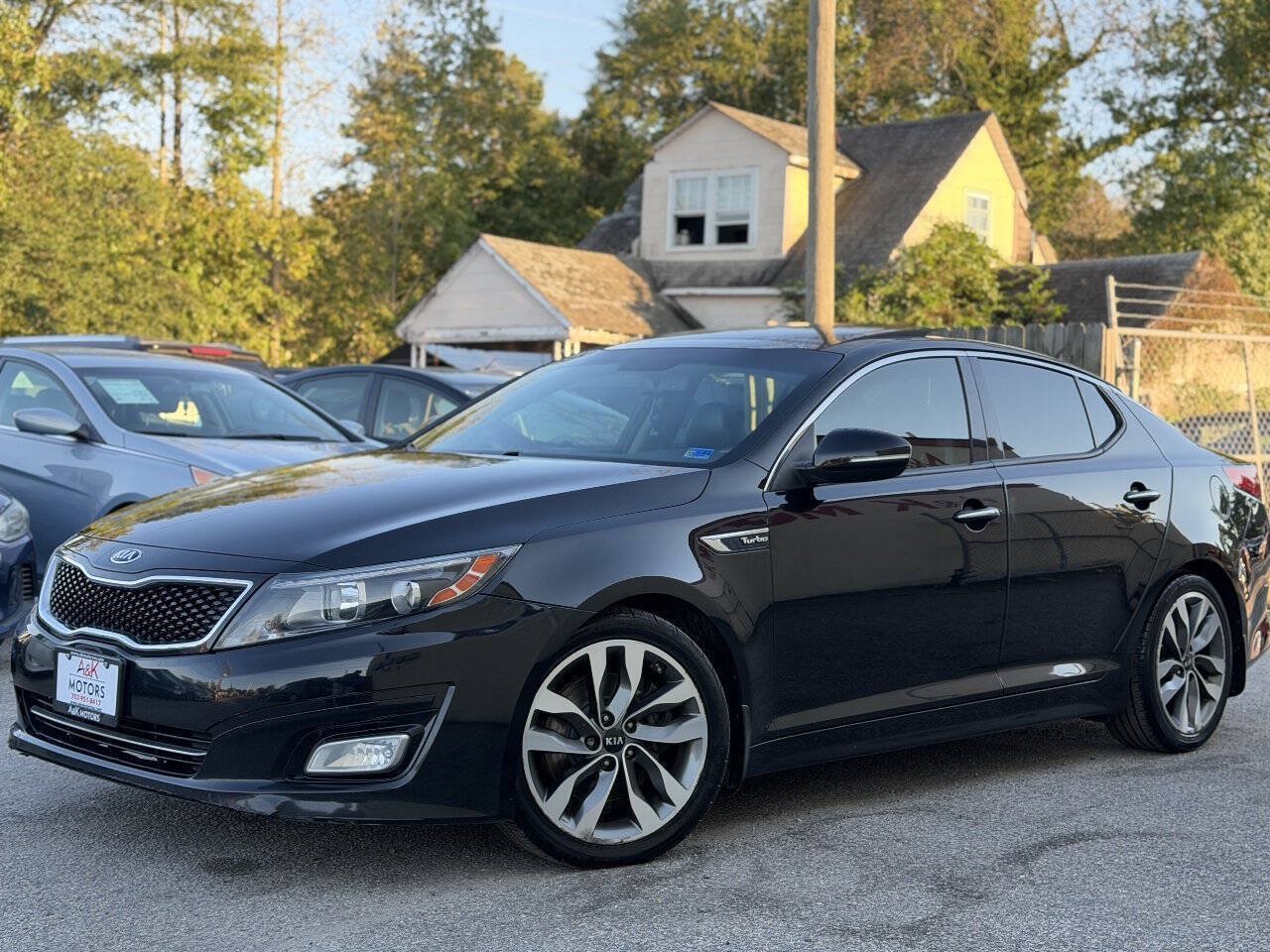 Used 2015 Kia Optima SX w/ SX Turbo Premium Package FWD image 2