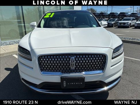 Certified 2021 Lincoln Nautilus Reserve AWD/4WD image 11