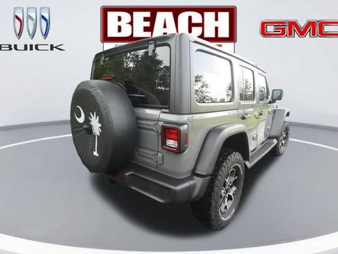 Used 2023 Jeep Wrangler Unlimited Rubicon AWD/4WD image 3
