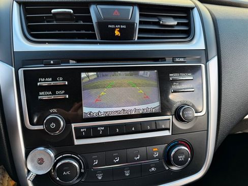 Used 2018 Nissan Altima 2.5 S w/ S Convenience Package image 27