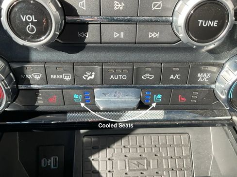 Used 2023 Ford F150 Lariat w/ Equipment Group 502A High image 17