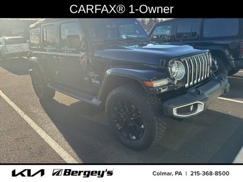 Used 2021 Jeep Wrangler Unlimited Sahara w/ Cold Weather Group image 3
