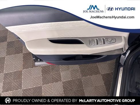 Certified 2025 Hyundai Palisade Calligraphy image 23