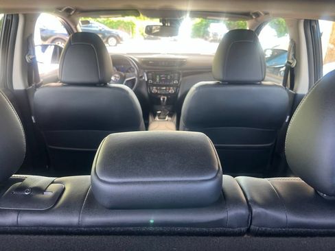 Certified 2022 Nissan Rogue Sport SL w/ Premium Package AWD/4WD image 12