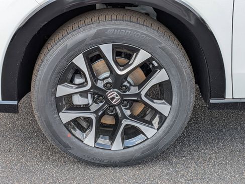New 2026 Honda HR-V EX-L image 10