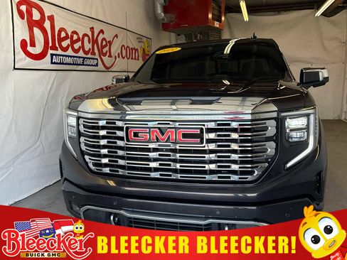 Used 2022 GMC Sierra 1500 Denali image 1
