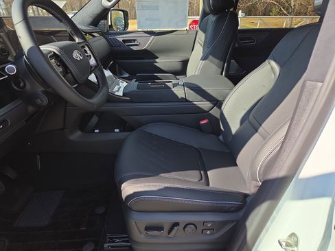 New 2026 INFINITI QX80 Autograph w/ Premium Cargo Package image 4