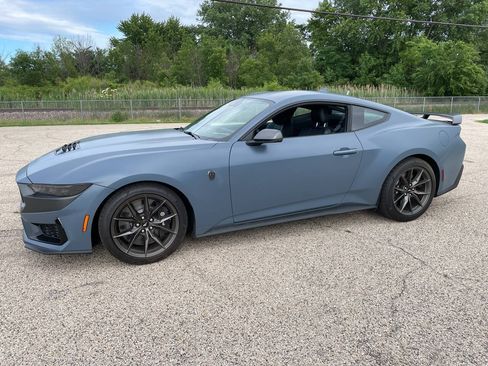Used 2025 Ford Mustang Dark Horse RWD image 4
