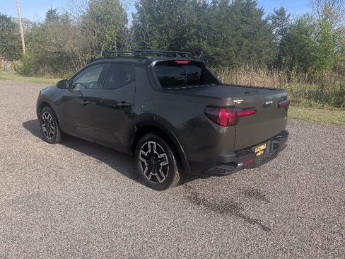 Used 2025 Hyundai Santa Cruz Limited image 3