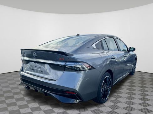 New 2026 Nissan Sentra SR w/ SR Premium Package FWD image 7