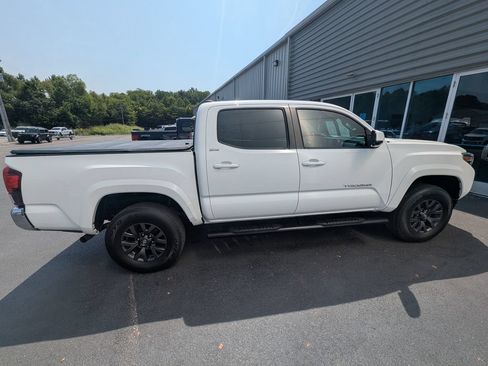 Used 2023 Toyota Tacoma SR5 RWD image 6