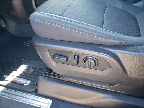 Used 2020 Chevrolet Silverado 1500 LT Trail Boss image 16