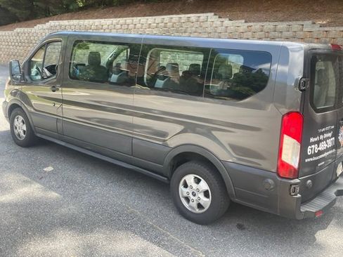 Used 2019 Ford Transit 350 XLT RWD image 4