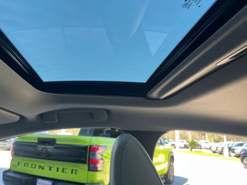 New 2026 Nissan Sentra SL w/ Floor Mat Package FWD image 20