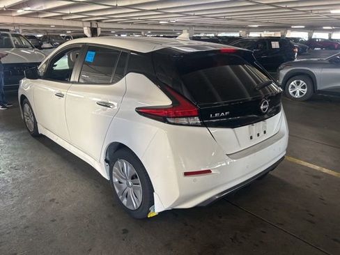 Used 2023 Nissan Leaf S image 3