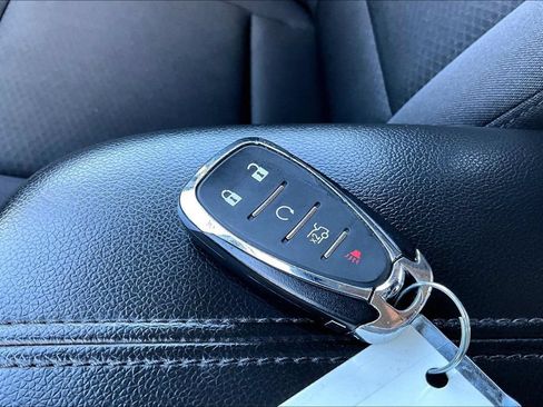 Used 2023 Chevrolet Malibu LT w/ Driver Confidence Package FWD image 11