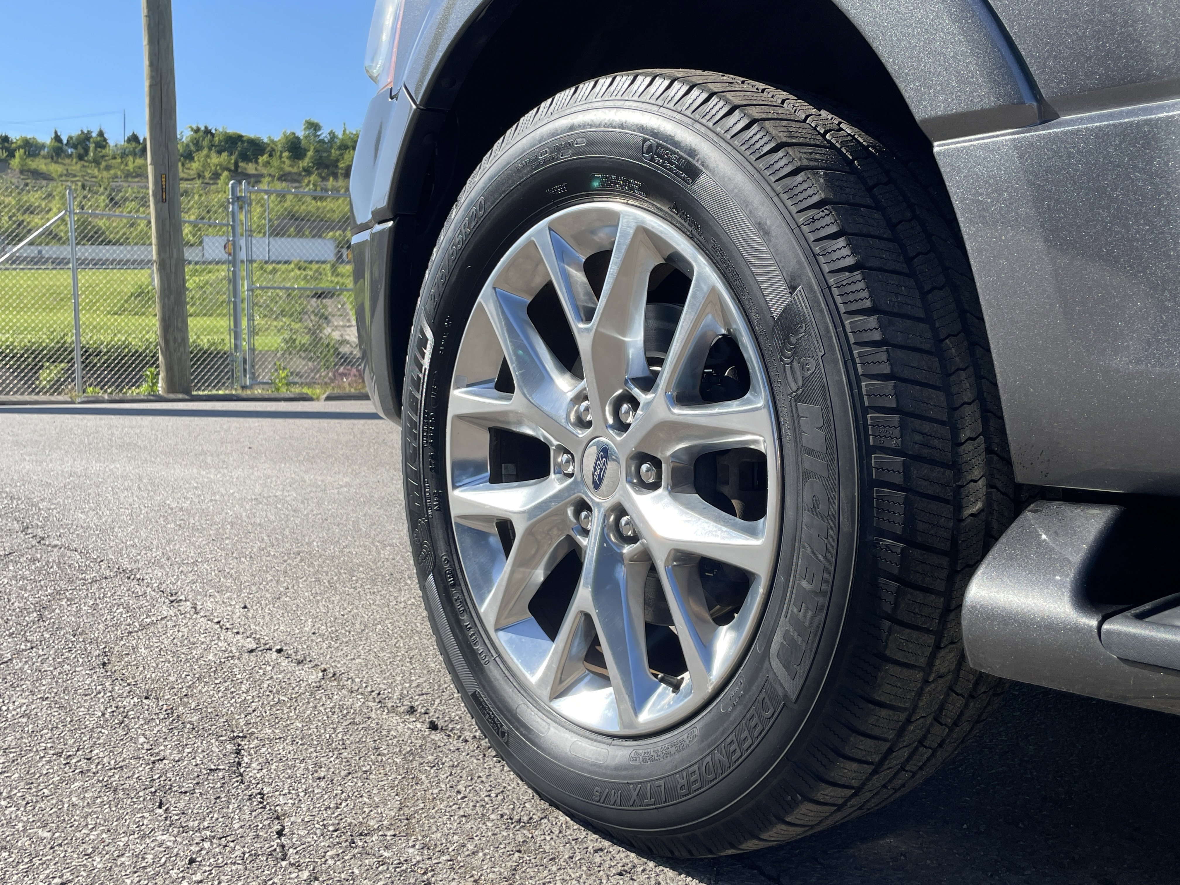 Used 2017 Ford Expedition Limited AWD/4WD image 38