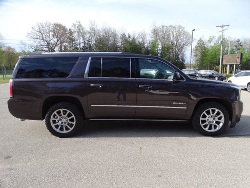 Used 2015 GMC Yukon XL 4x4 Denali image 64